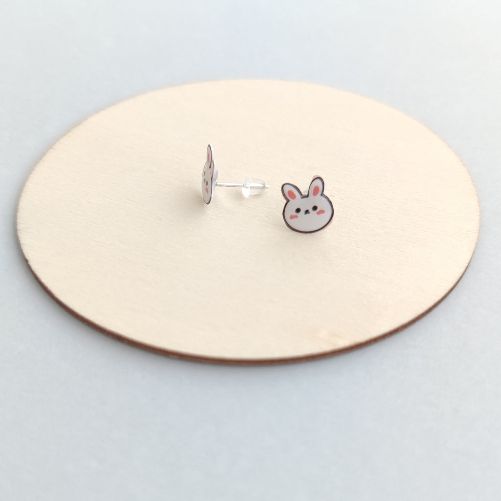 Pendientes conejos blancos