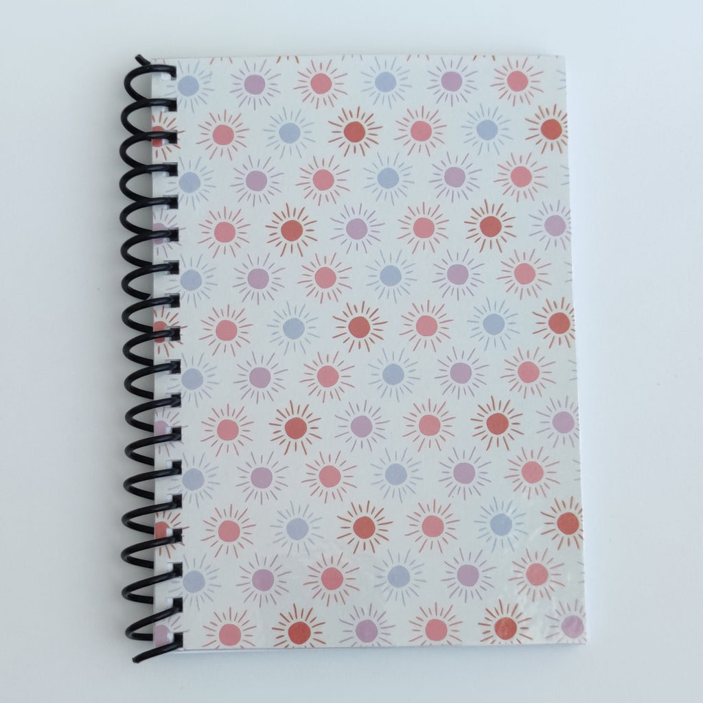 Libreta A6 Soles de Colores