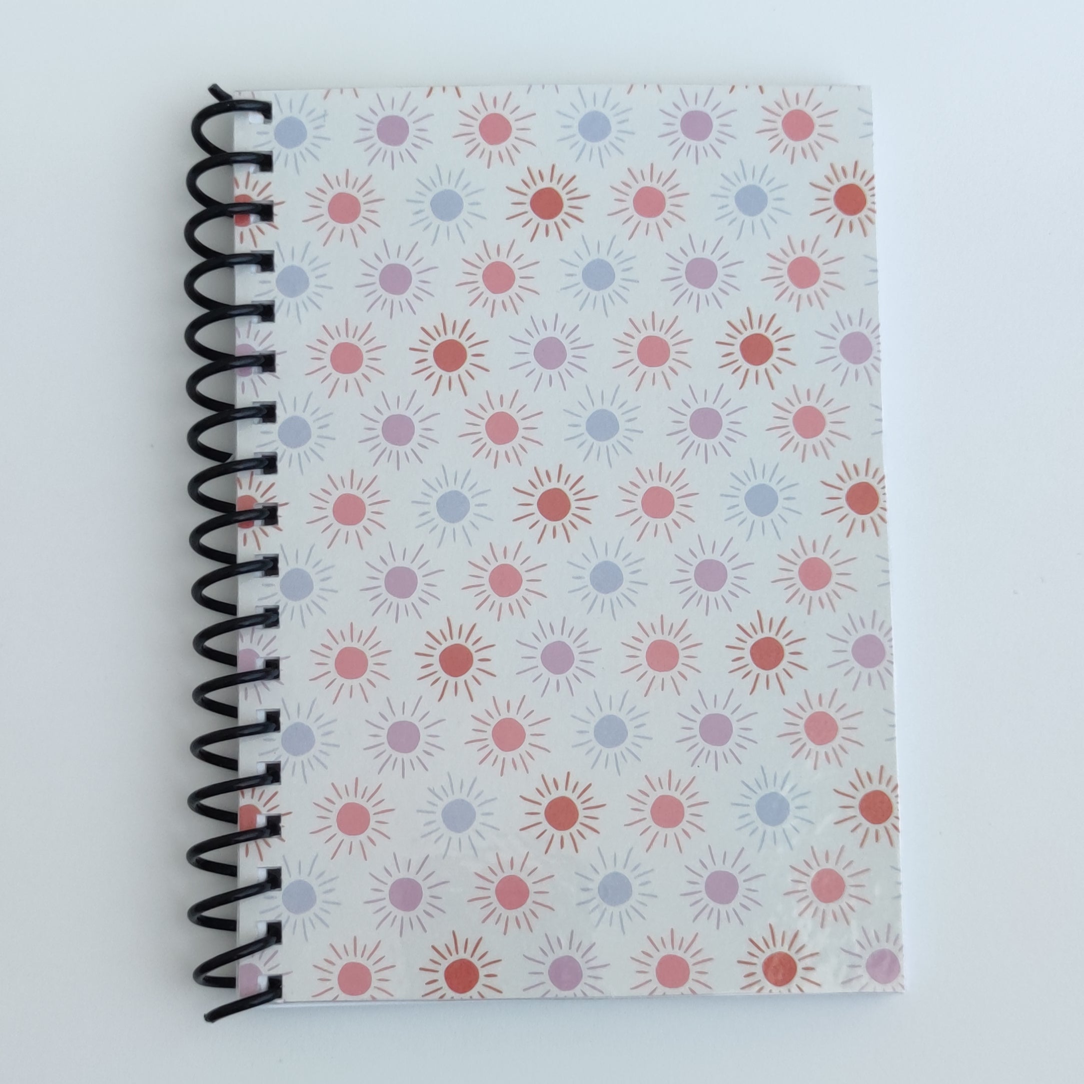 Libreta A6 Soles de Colores