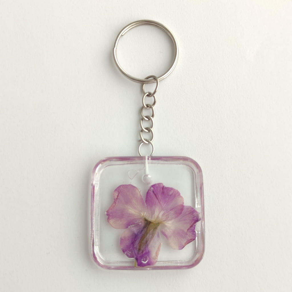 Llavero Resina Flor de Alelies