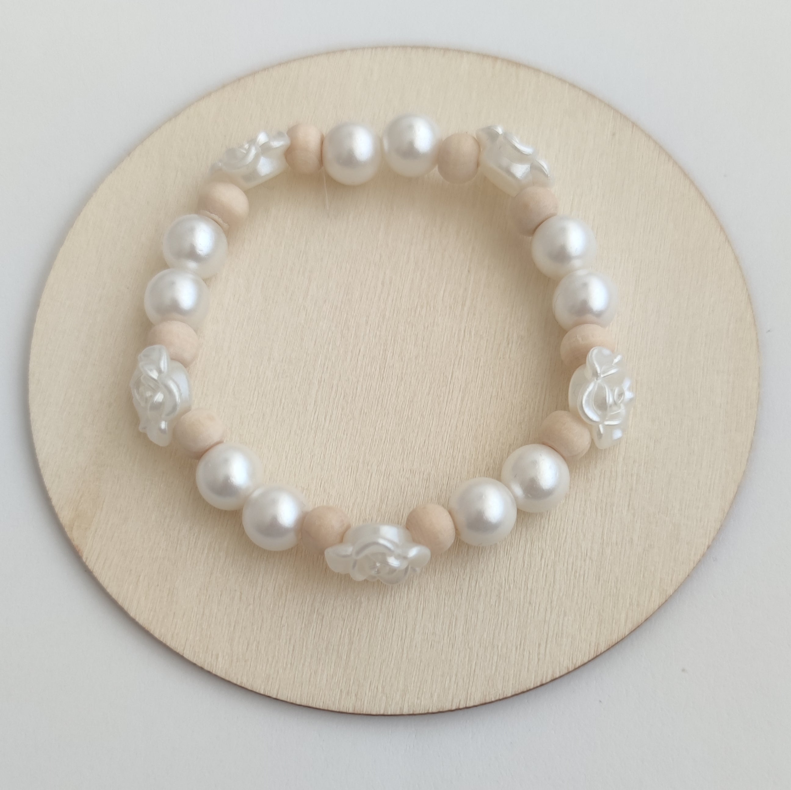Pulsera de Perlas con Cuentas de Rosas
