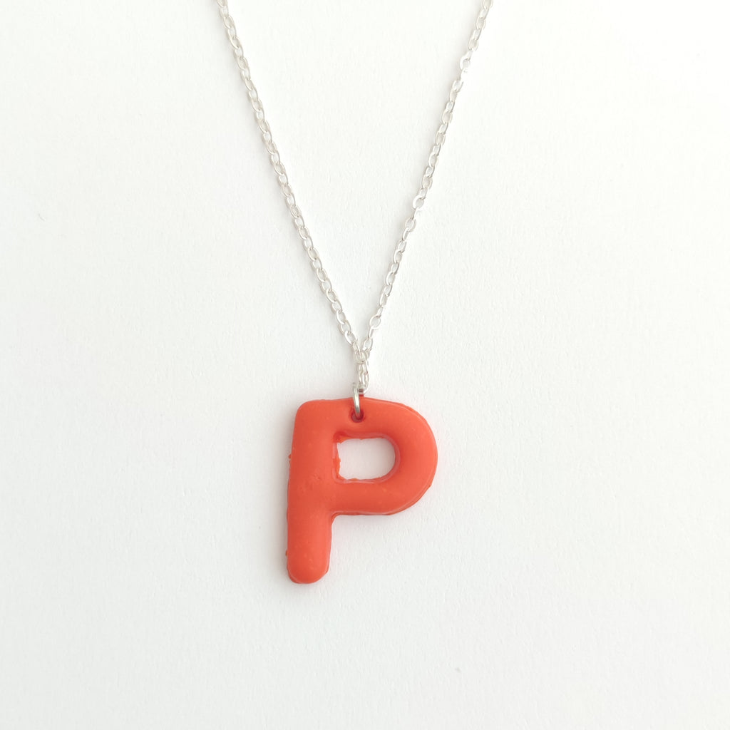 Collar con Inicial