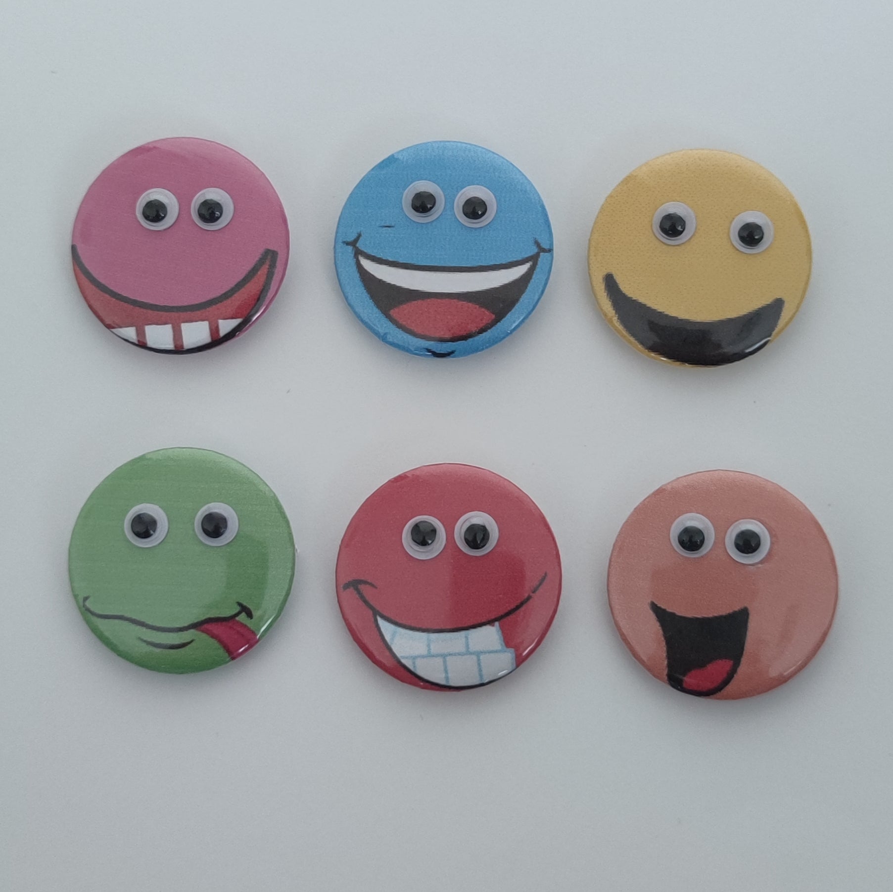 Chapas Happy Faces