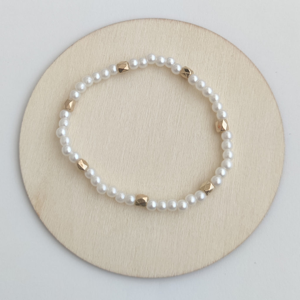 Pulsera Fina de Perlas
