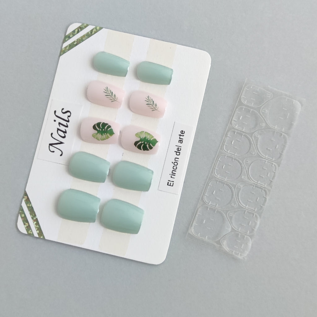 Uñas Hojas Tropicales