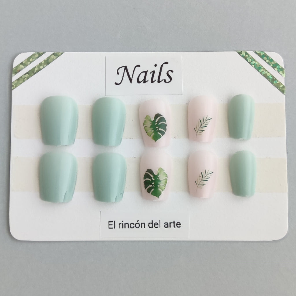 Uñas Hojas Tropicales