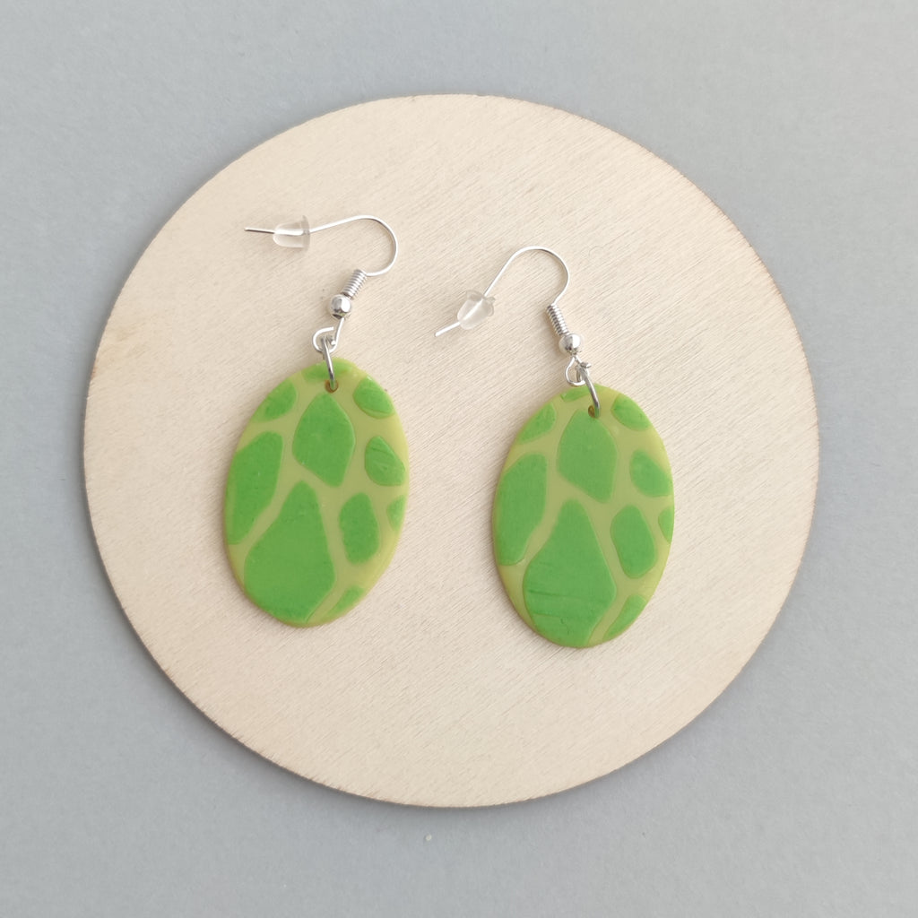 Pendiente Oval con verde Jaspeado