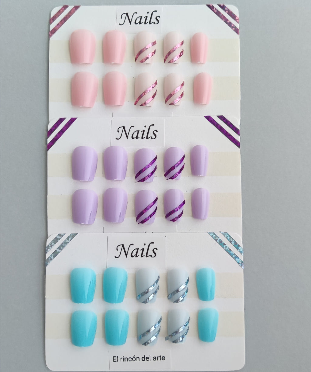 Uñas con Líneas Brillante